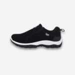 Chaussure orthopédique homme noir vue de profil, sur fond neutre.