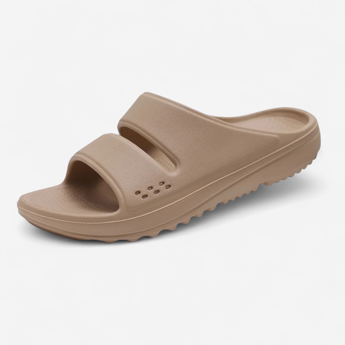 Claquette à double bande, semelle épaisse et texturée, coloris beige, vue de profil sur fond neutre