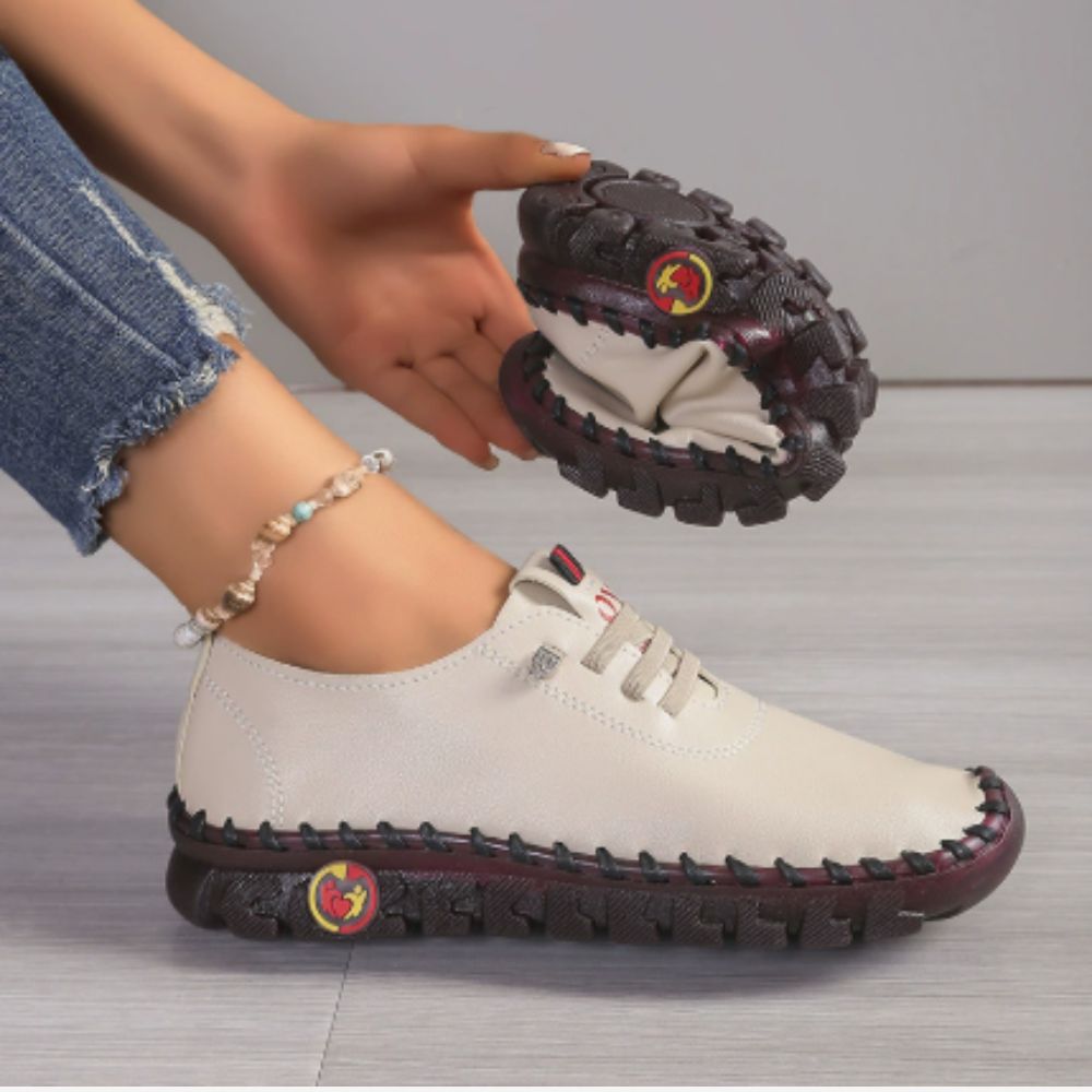 IMG_Chaussures_orthopédiques_femme_semelle_souple2