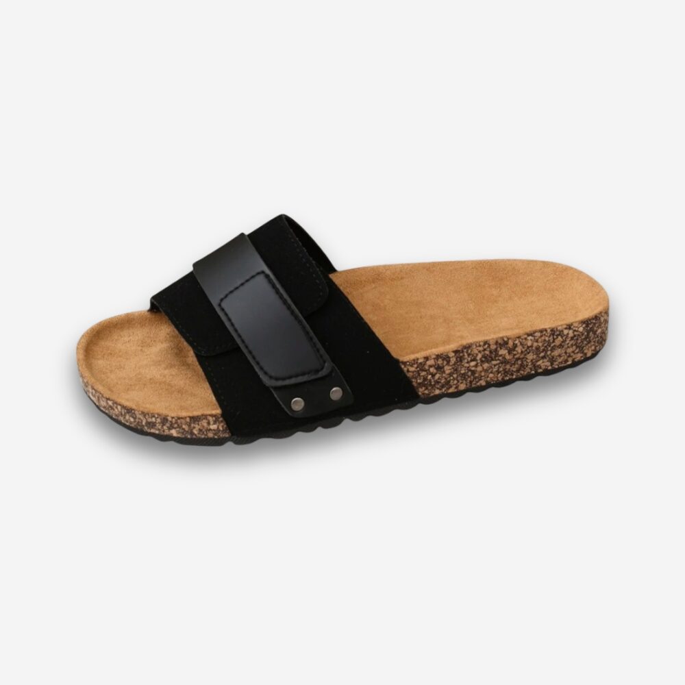 Claquette orthopédique femme en noir et beige avec semelle effet liège, et double bande ajustable, vue de profil sur fond neutre