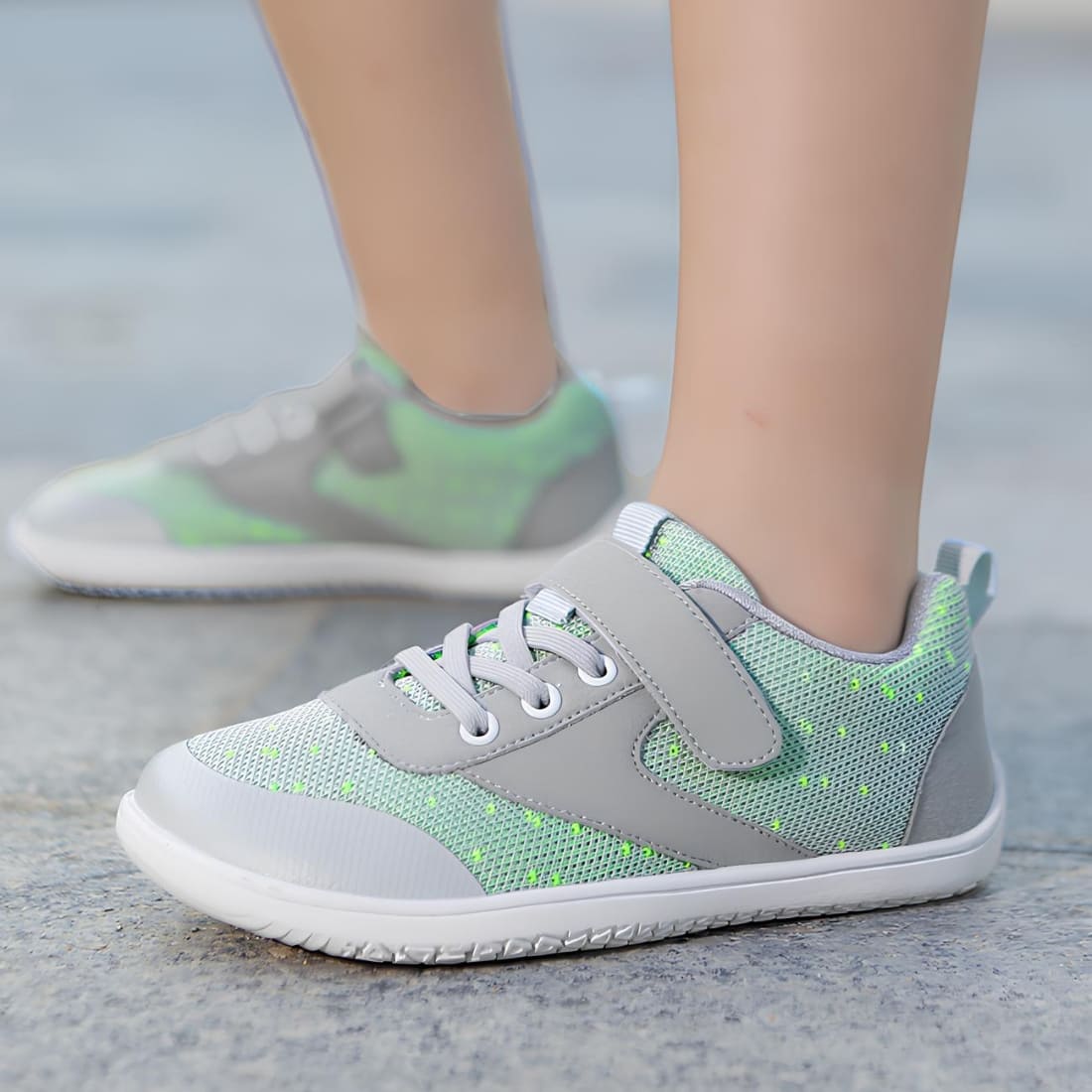 IMG_08_2025_chaussures_orthopédiques_enfant_pour_pieds_larges_6