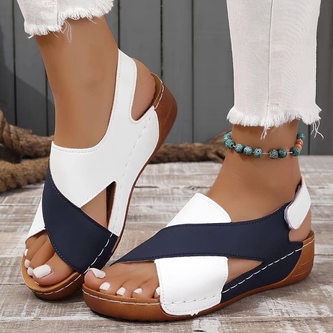 Sandales orthopédiques élégantes et ajustables avec scratch pour femme – Image 8